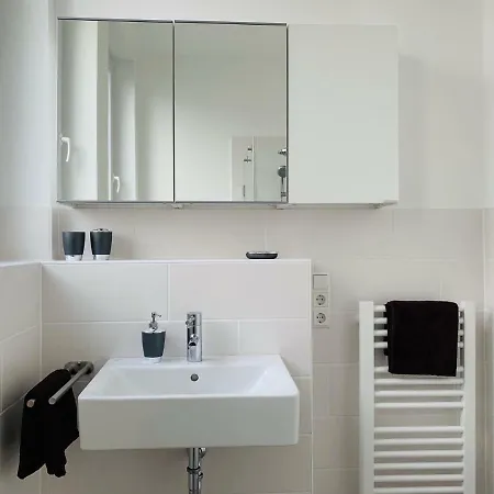 Moderner Bungalow, 20 Minuten Bis Hannover City, 24h Check-in Lägenhet