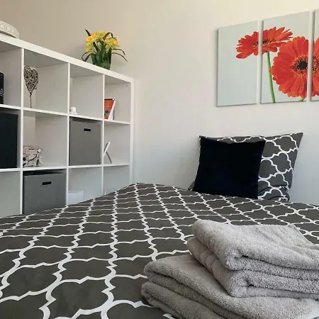 Moderner Bungalow, 20 Minuten Bis Hannover City, 24h Check-in Garbsen