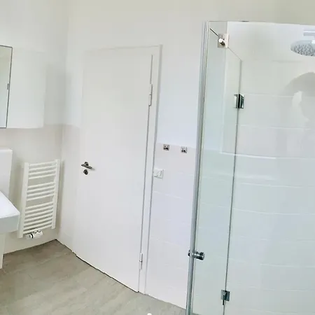 Moderner Bungalow, 20 Minuten Bis Hannover City, 24h Check-in Lägenhet