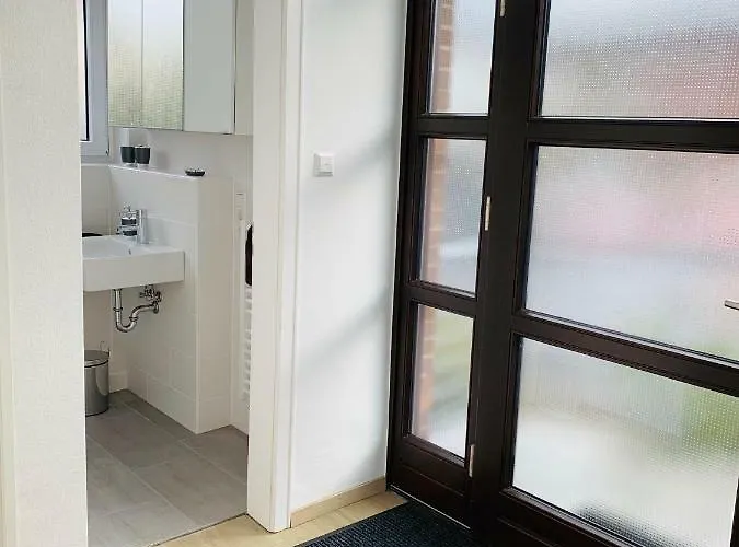 Moderner Bungalow, 20 Minuten Bis Hannover City, 24h Check-in Apartman Garbsen